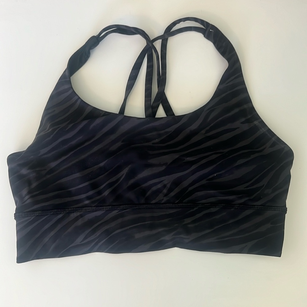 Lululemon sports bra